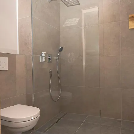 Mueller's Stuben 아파트